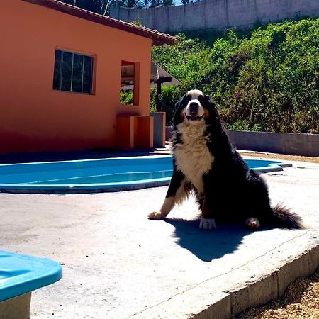 Lindóia Casa Californiaヴィラ エクステリア 写真